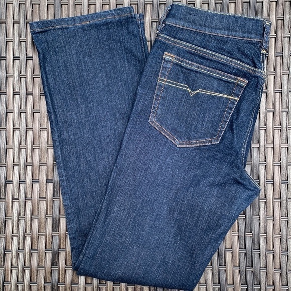 Diesel Bootzee-St Regular Slim-Bootcut Regular Waist Stretch Jeans - Picture 10 of 16